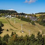 Welcome In - 'tremonia', Gegenueber Der Piste Mit Balkon Winterberg